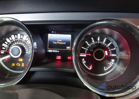 2013 Ford Mustang V6 Premium from USA, damaged, VIN 1ZVBP8EM0D5250164